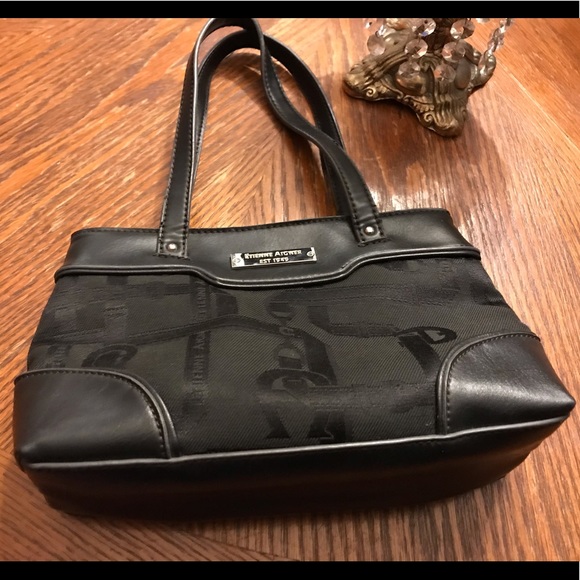 Nice Black Faux Leather Pattern Material Handbag! - Picture 11 of 11